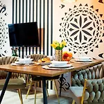 Wonder Home - Apartamenty Lesny Dom Z Balkonami, Niedaleko Centrum, W Cichej Okolicy